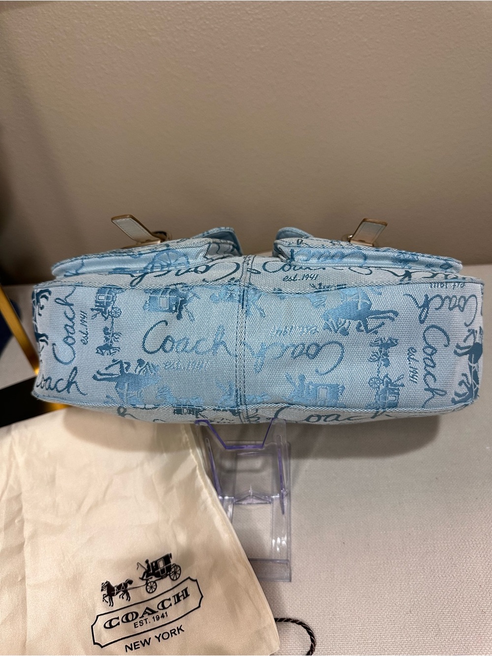 Coach Horse & Carriage Y2K shoulder Bag with Cream Trim with dust bag - Picture 7 of 15
